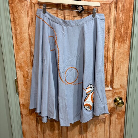 Her Universe XXL Embroidered BB-8 Star Wars Poodle Skirt EUC - Picture 10 of 11